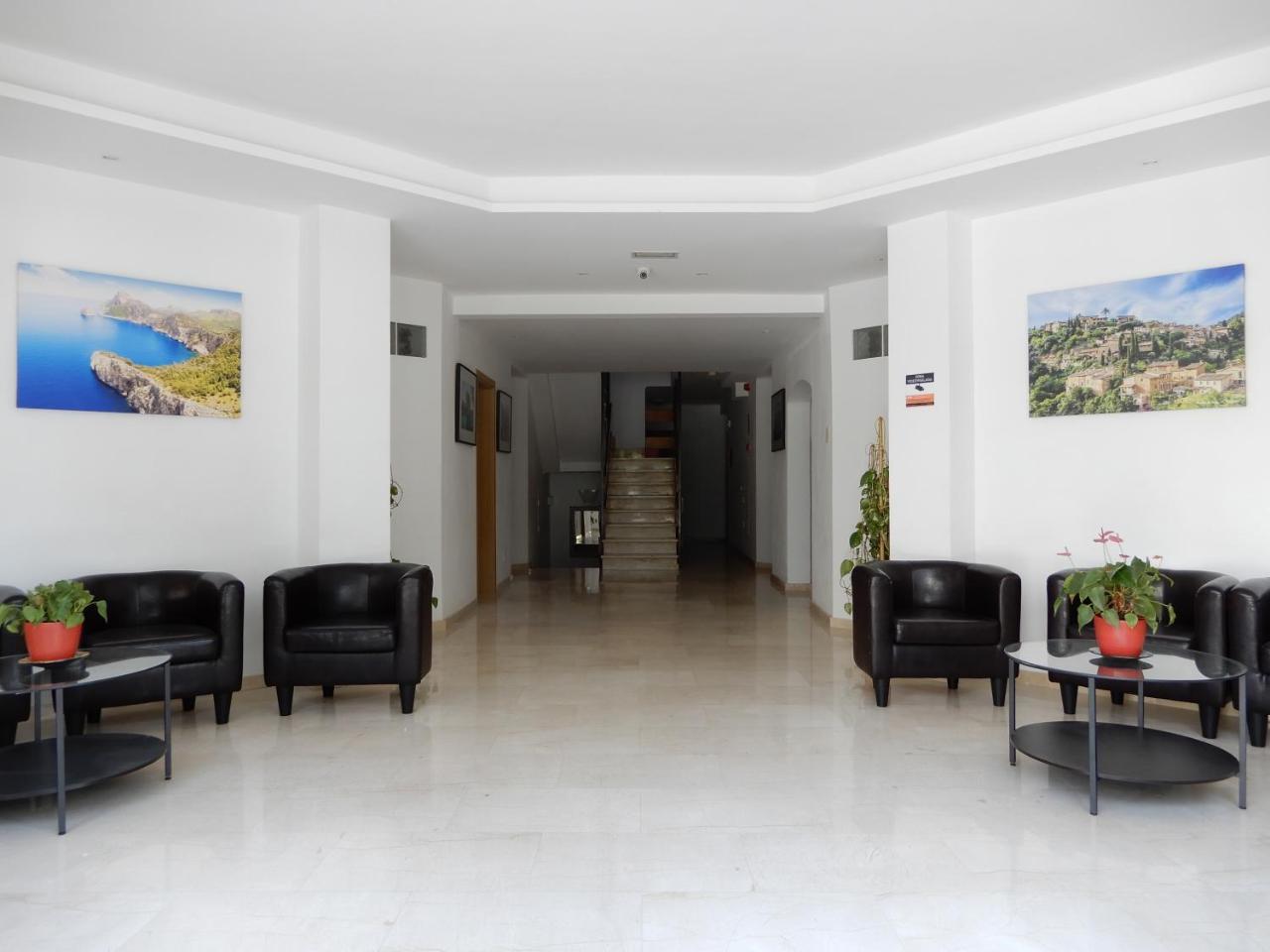Marina Palmanova Apartamentos מראה חיצוני תמונה