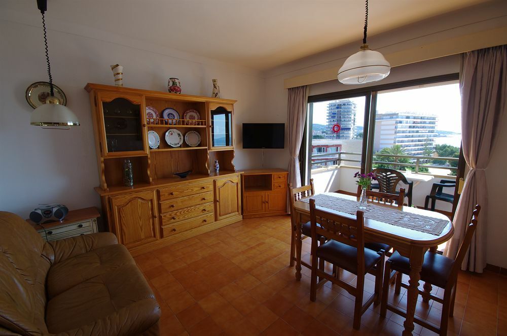Marina Palmanova Apartamentos מראה חיצוני תמונה